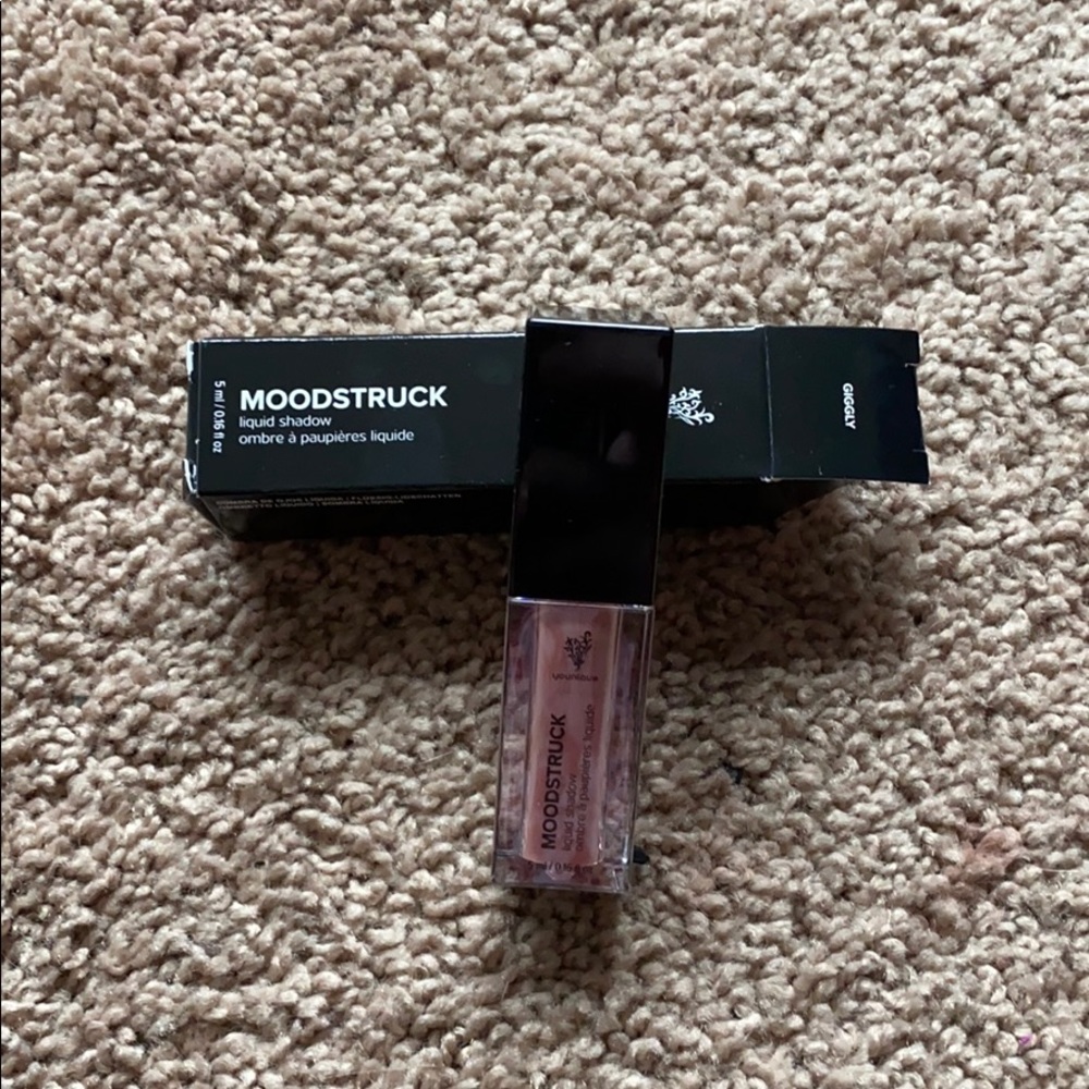 Liquid Eyeshadow
